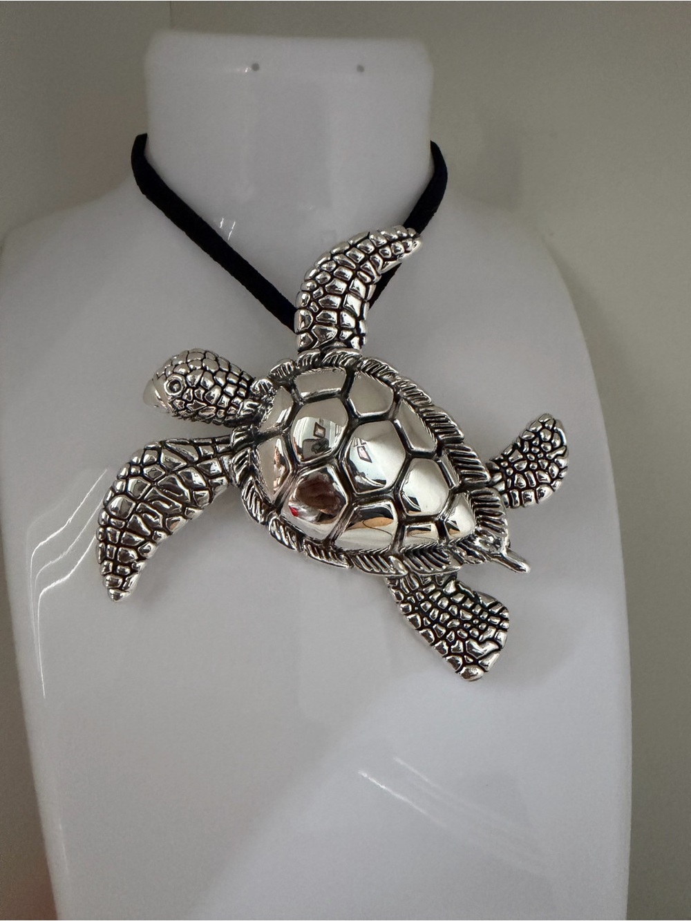 Huge Sterling silver 925 Sea Turtle Pendant only,cord not included.